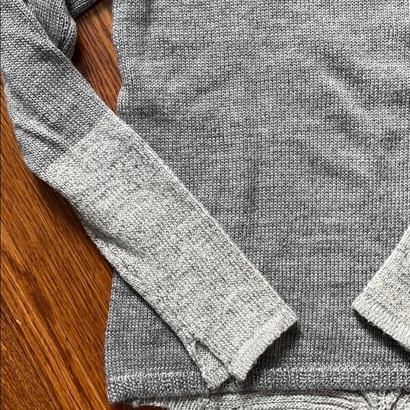 Grey sweater - Picture 3 of 4